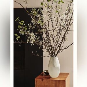 Anthropologie Haru XL vase